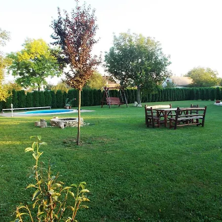 Hetkanyar Vendeghaz By Interhome * Nagyvázsony