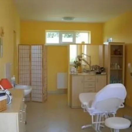 Hetkanyar Vendeghaz By Interhome